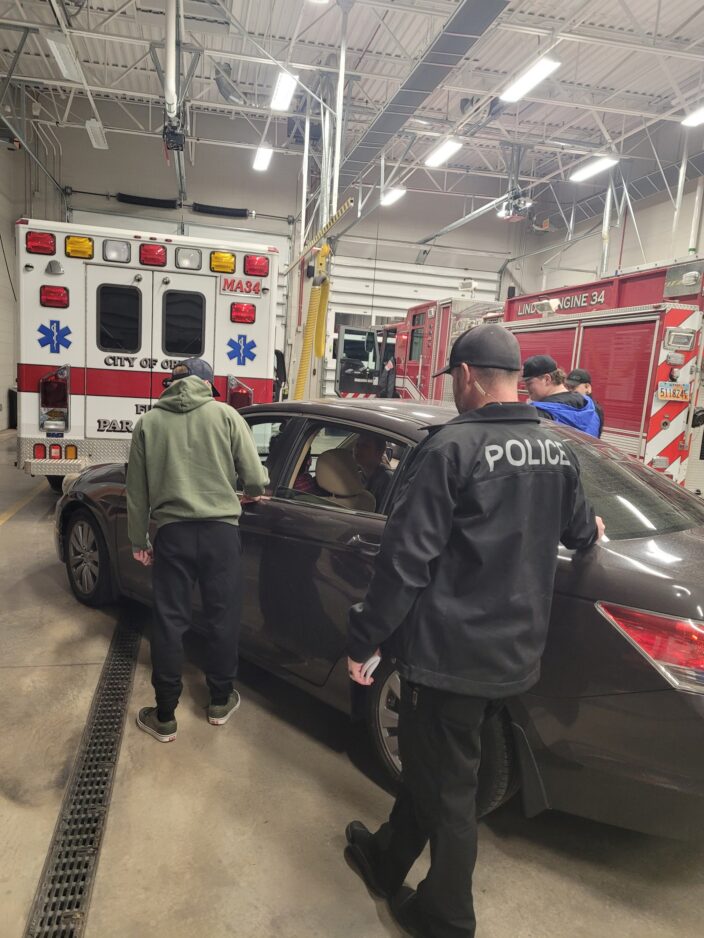 Lindon police educating youth about the job News, Sports, Jobs